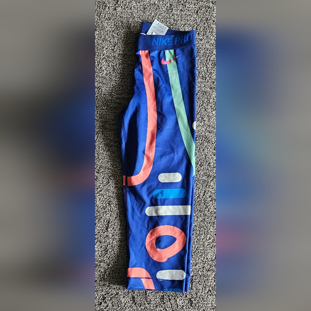 Mikey pro capri size small